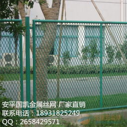 钢板网护栏现货供应 喷塑护栏网特点